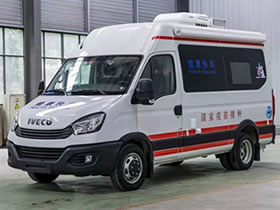 依維柯移動式疫苗接種車，可下鄉(xiāng)鎮(zhèn)